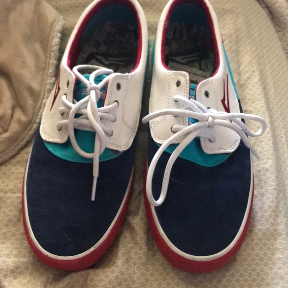 Workaholics Lakai Camby - Picture 2 of 3